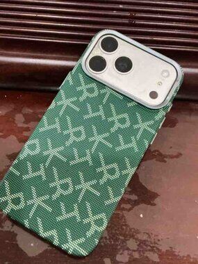 Emerald Green Geometric Phone Case